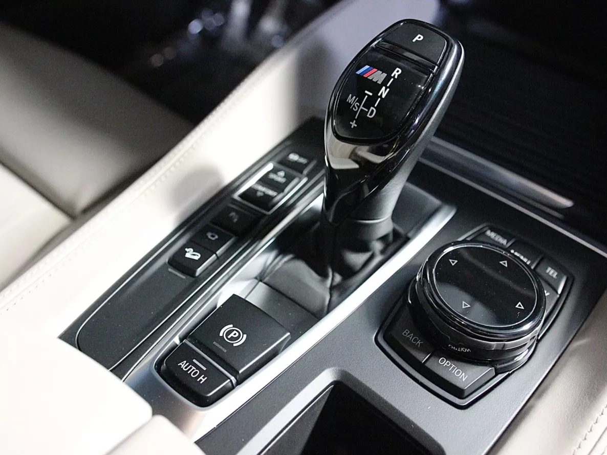 Extérieur BMW X6 M50D