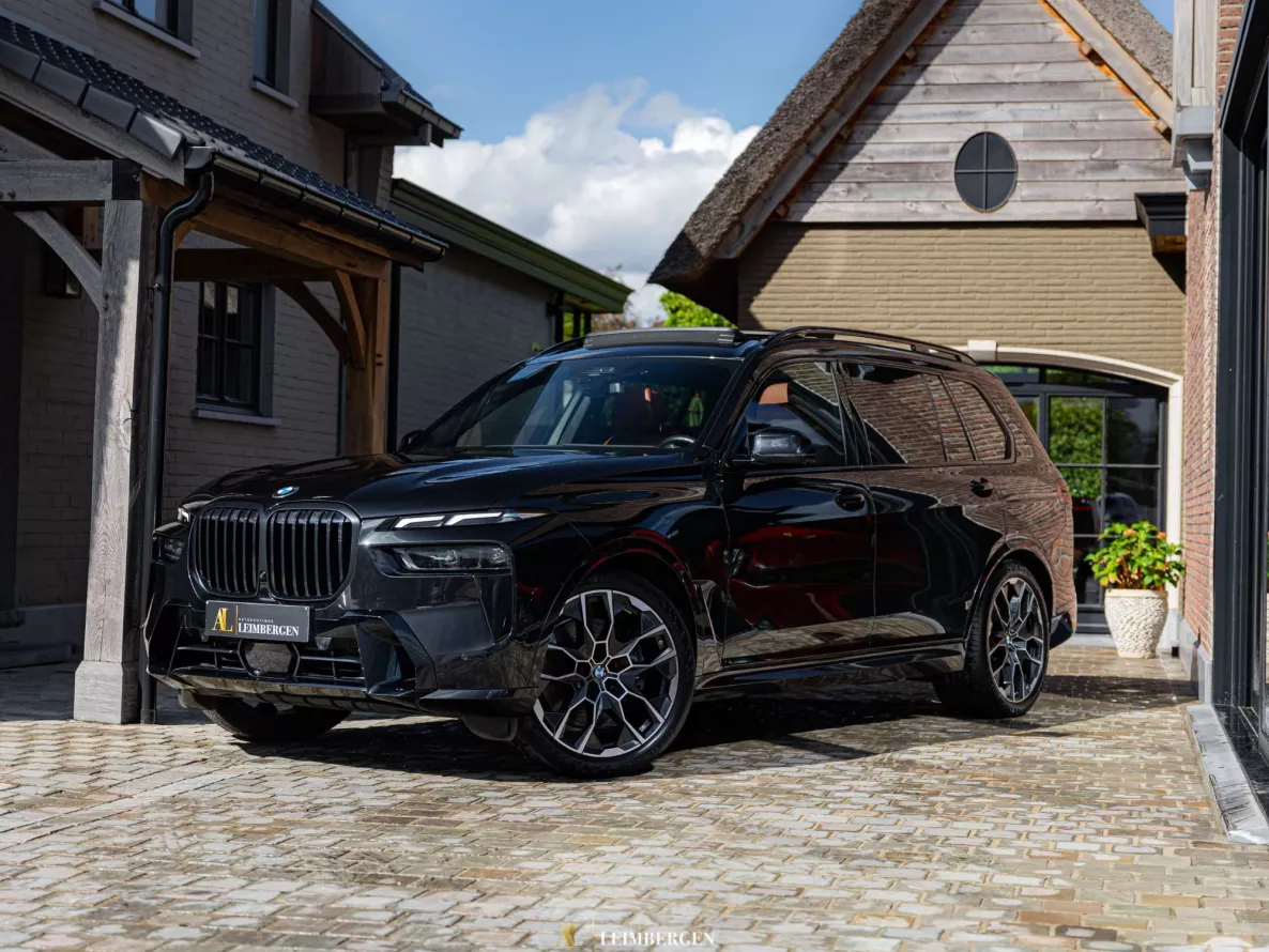 Exterieur BMW X7 xDrive40d M Sport