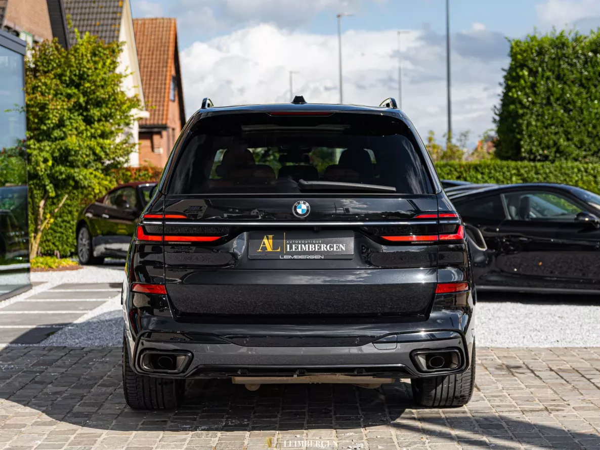 Exterieur BMW X7 xDrive40d M Sport