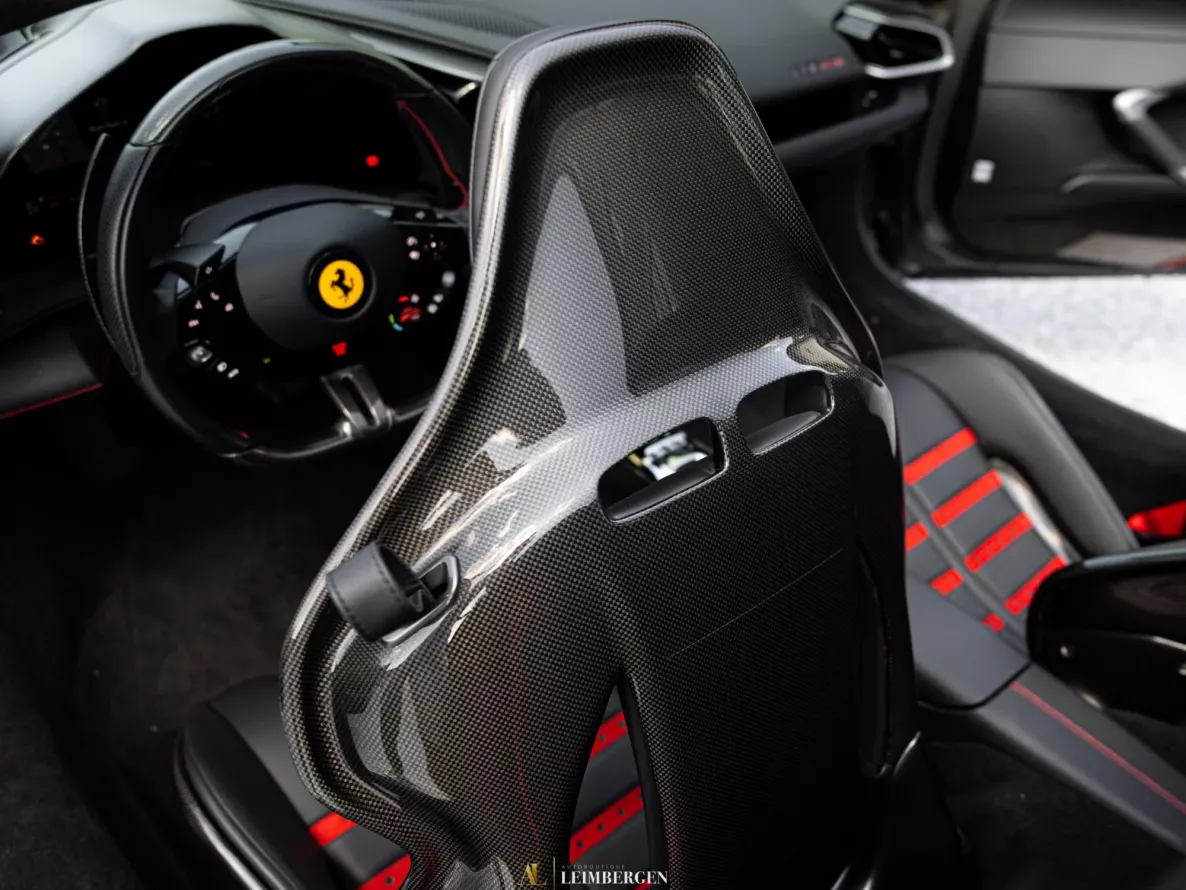 Interieur Ferrari 296 GTS