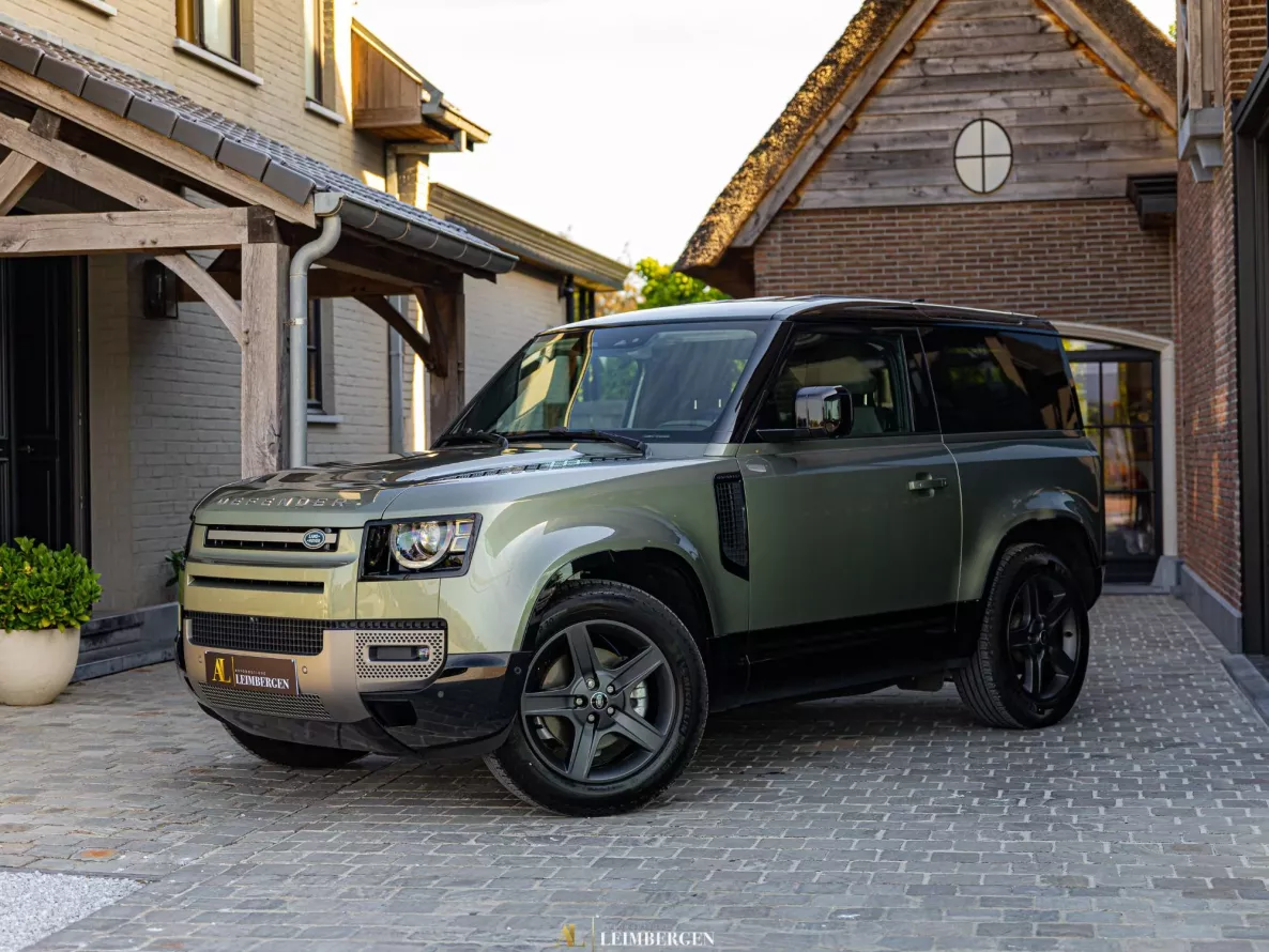 Exterieur Land Rover Defender 90 D250 X-Dynamic SE