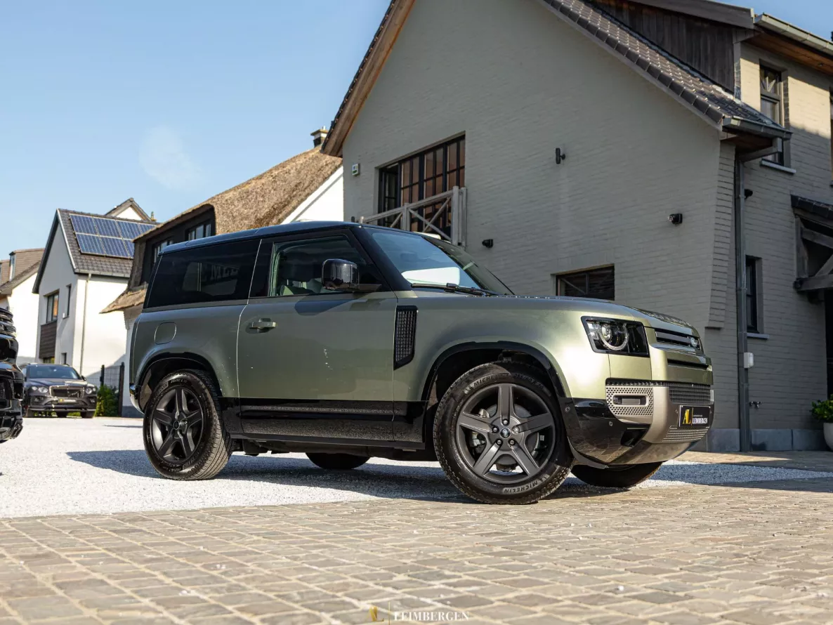 Exterieur Land Rover Defender 90 D250 X-Dynamic SE