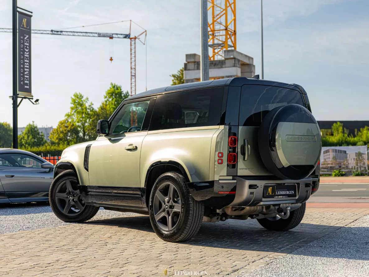 Exterieur Land Rover Defender 90 D250 X-Dynamic SE