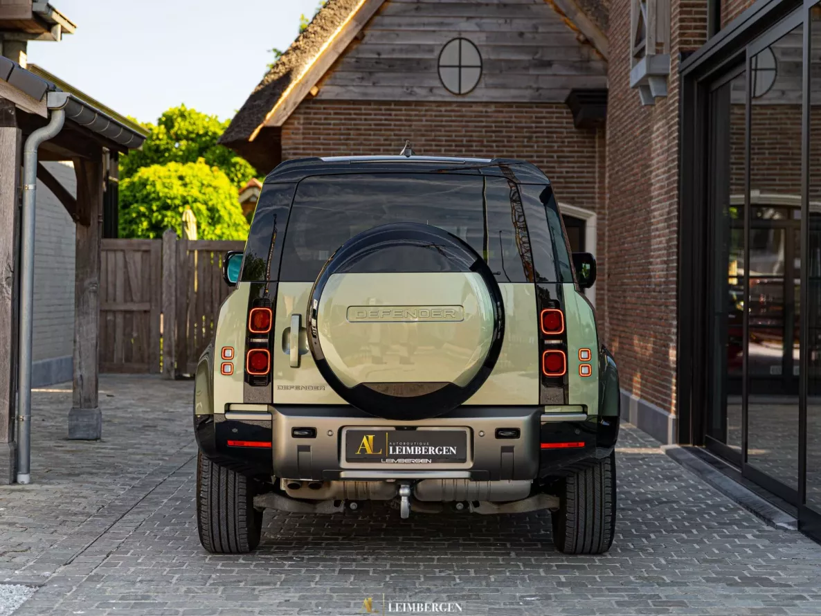 Exterieur Land Rover Defender 90 D250 X-Dynamic SE