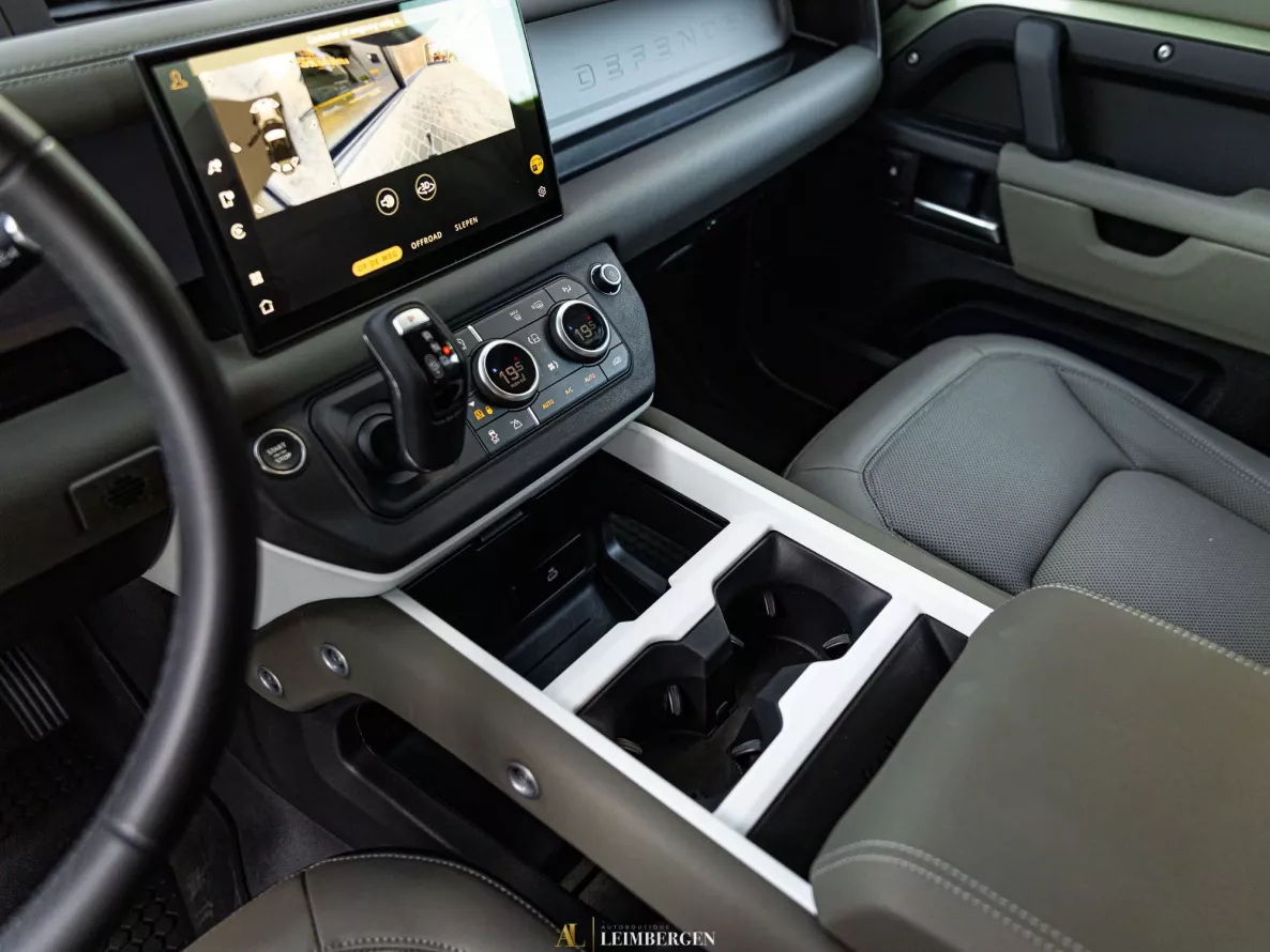 Interieur Land Rover Defender 90 D250 X-Dynamic SE