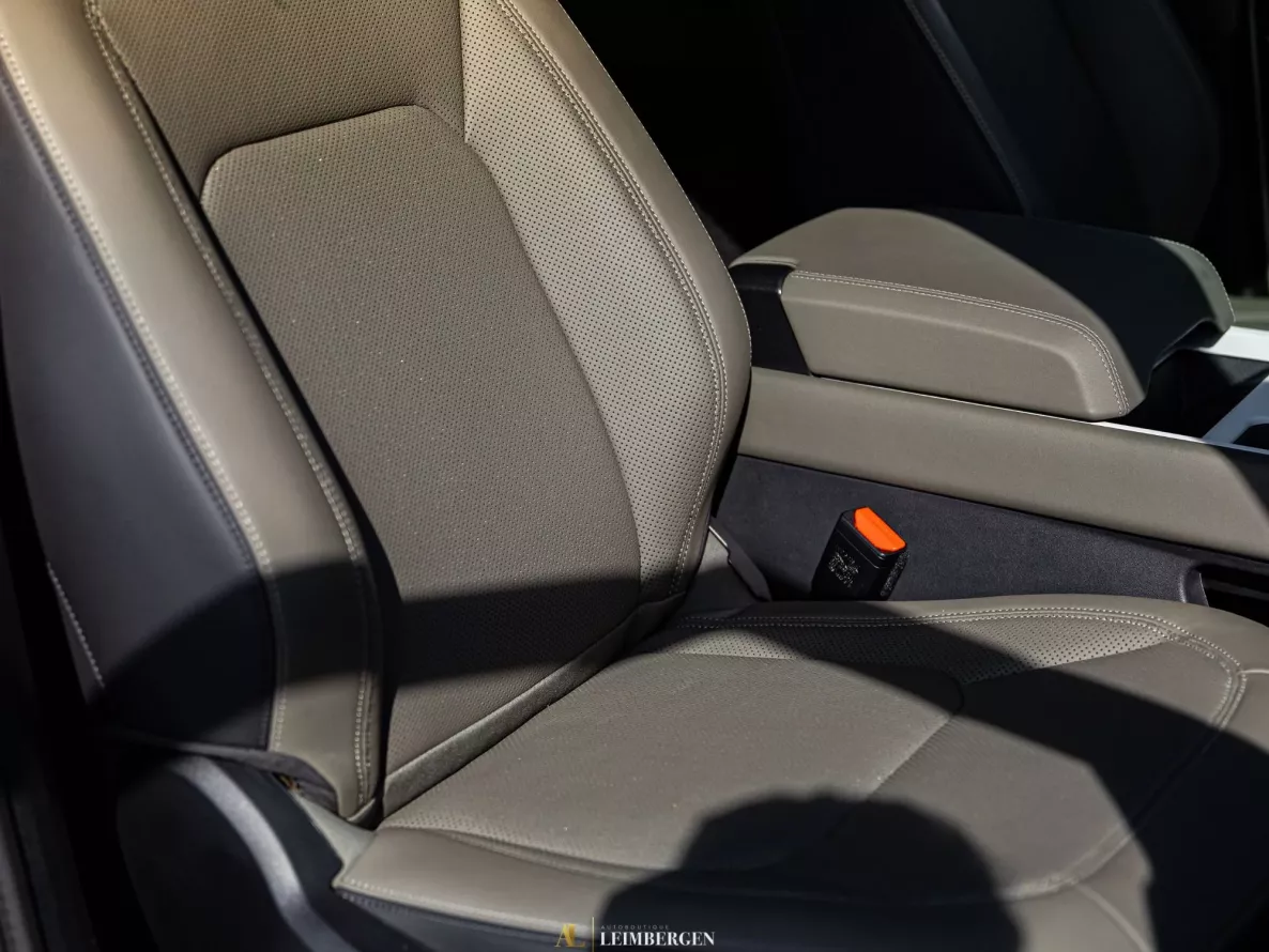 Interieur Land Rover Defender 90 D250 X-Dynamic SE