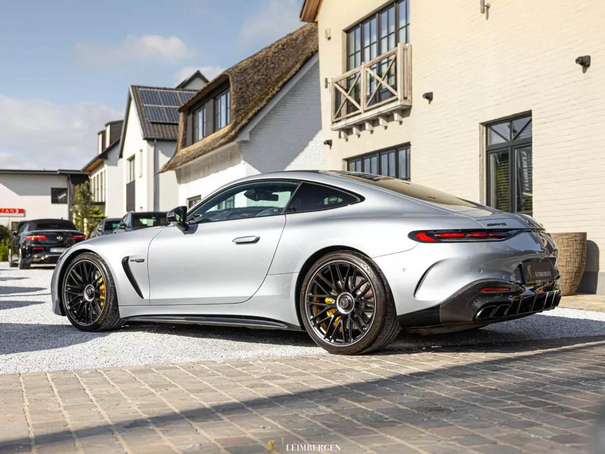 Exterieur Mercedes-Benz AMG GT 63 4MATIC+ Coupé