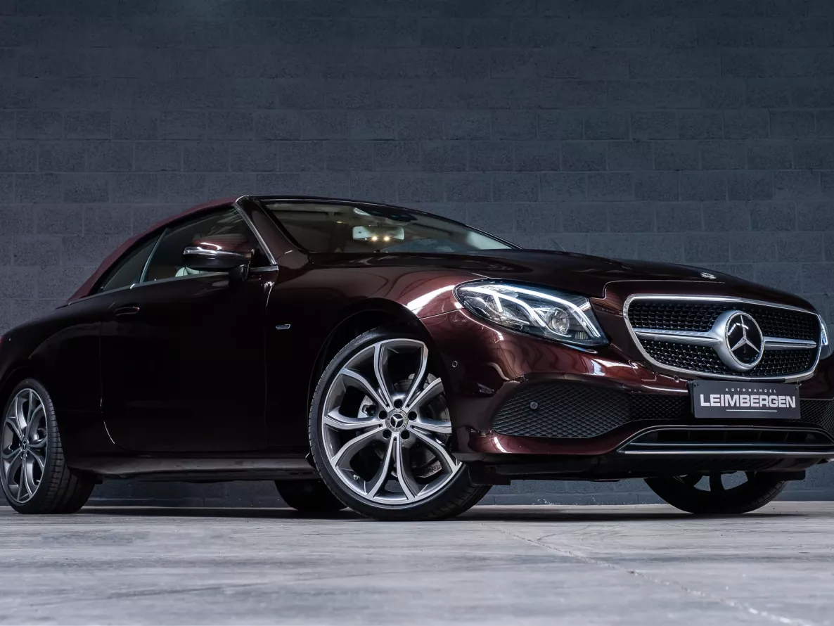 Extérieur Mercedes-Benz E 220 Cabriolet