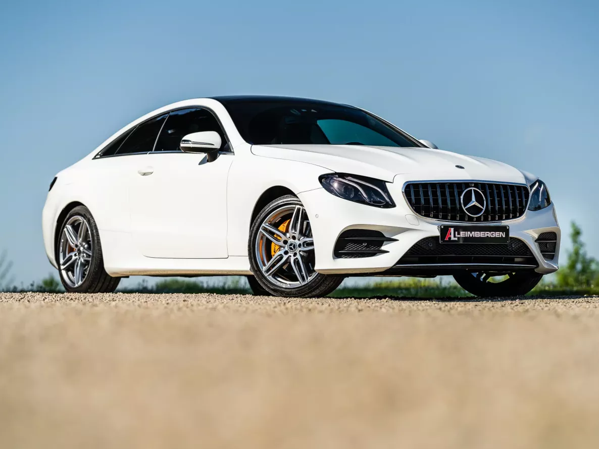 Exterior Mercedes-Benz E-Klasse Coupé E220d