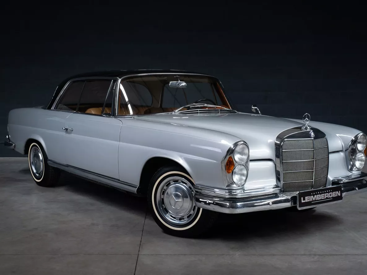 Extérieur Mercedes-Benz SE 220 Coupé