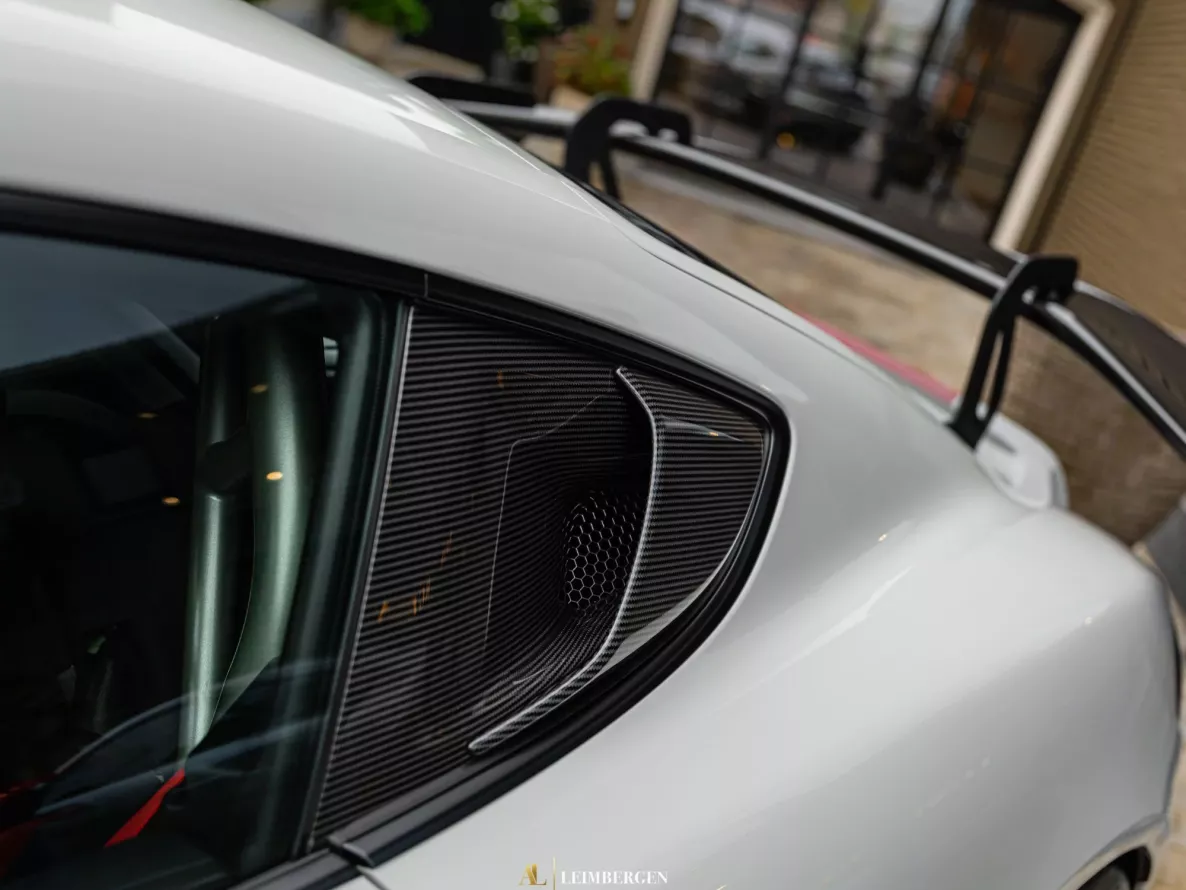 Exterieur Porsche 718 Cayman GT4 RS Weissach package