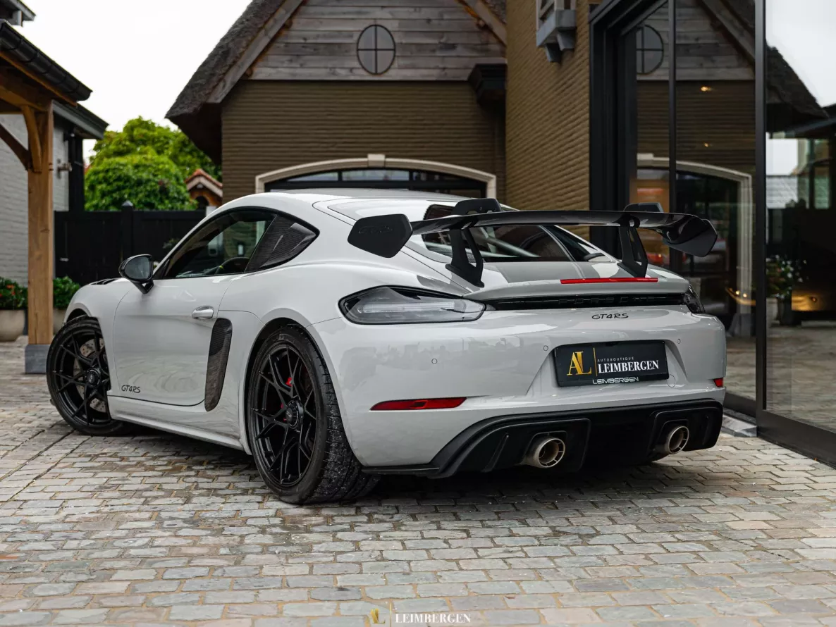 Exterieur Porsche 718 Cayman GT4 RS Weissach package