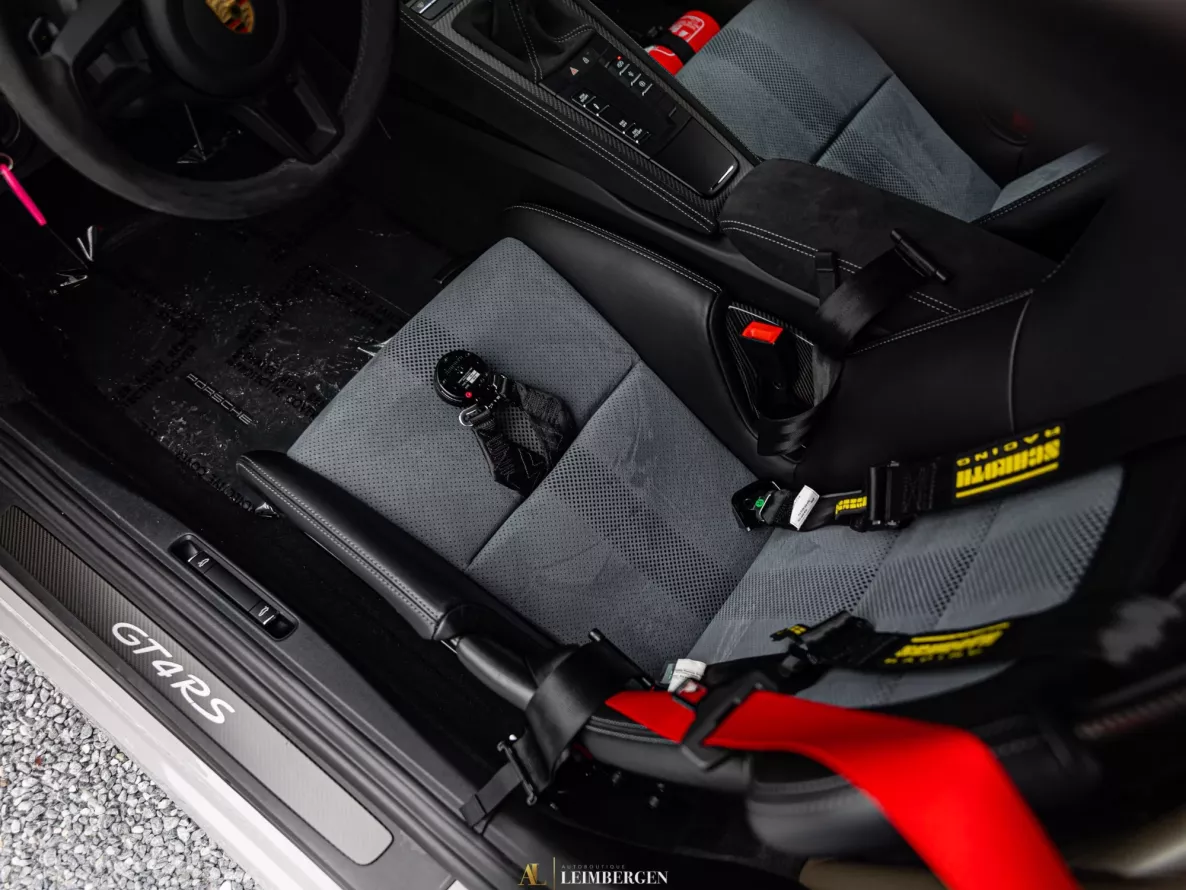 Interieur Porsche 718 Cayman GT4 RS Weissach package