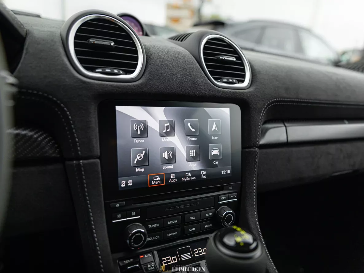 Interieur Porsche 718 Cayman GT4 RS Weissach package
