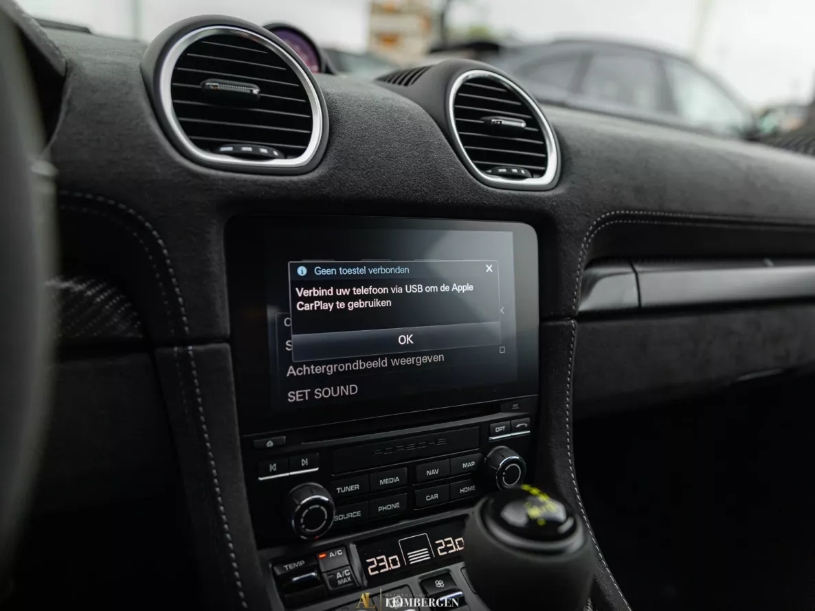 Interieur Porsche 718 Cayman GT4 RS Weissach package