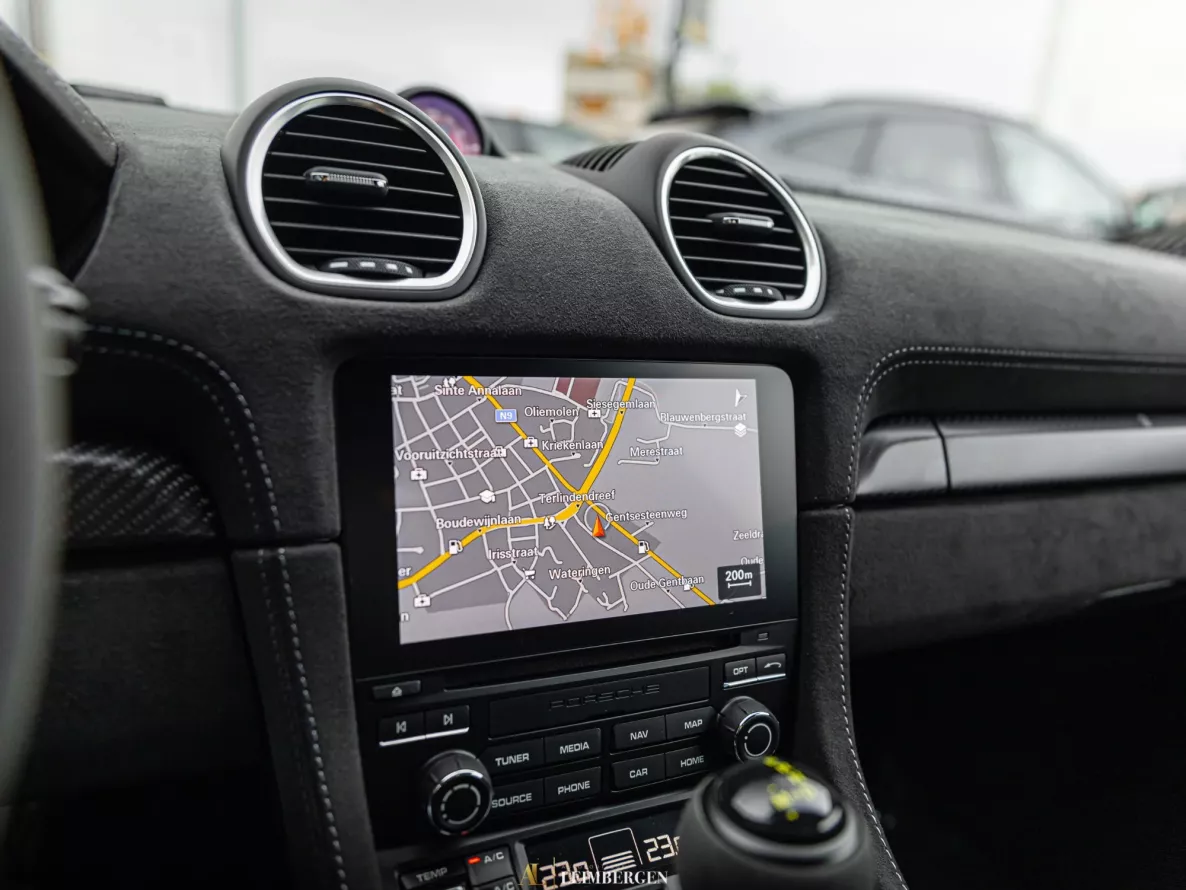 Interieur Porsche 718 Cayman GT4 RS Weissach package