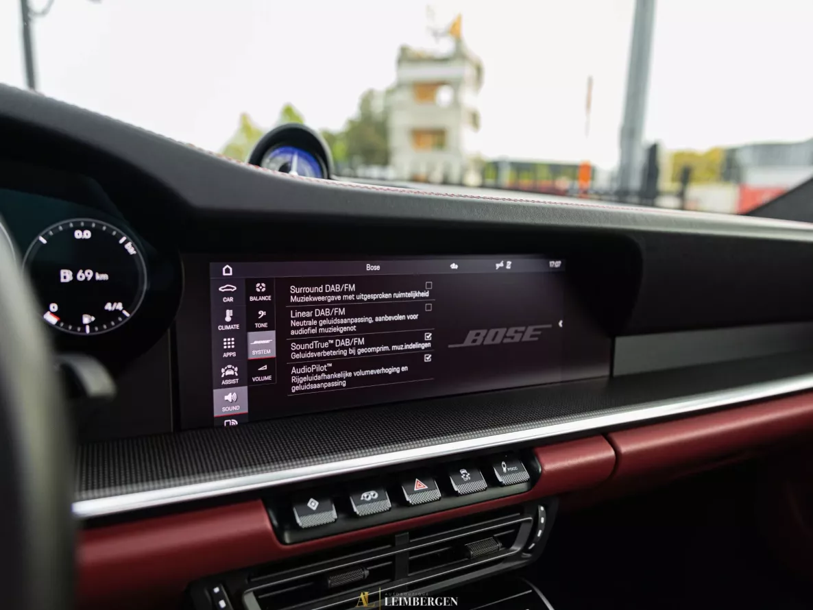 Interieur Porsche 911 Turbo S Type 992