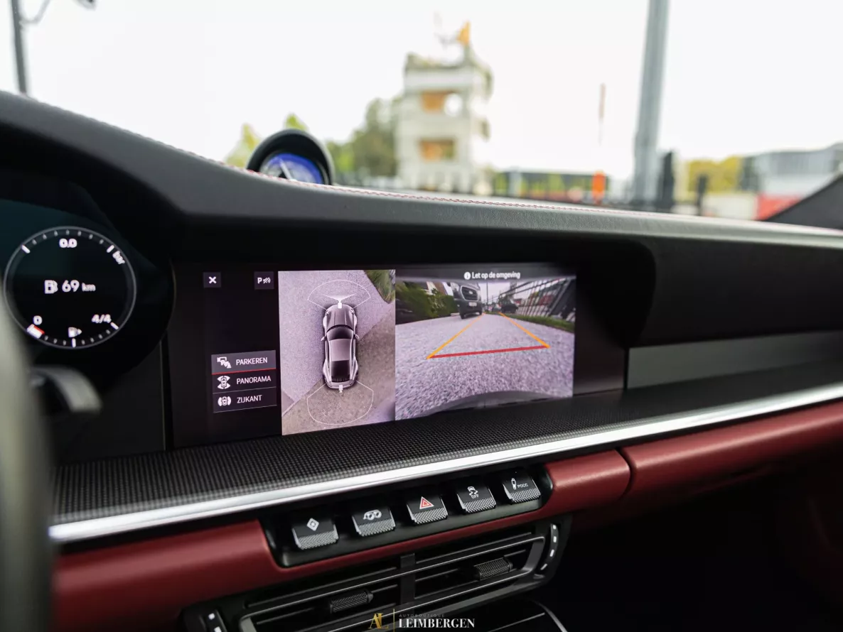 Interieur Porsche 911 Turbo S Type 992