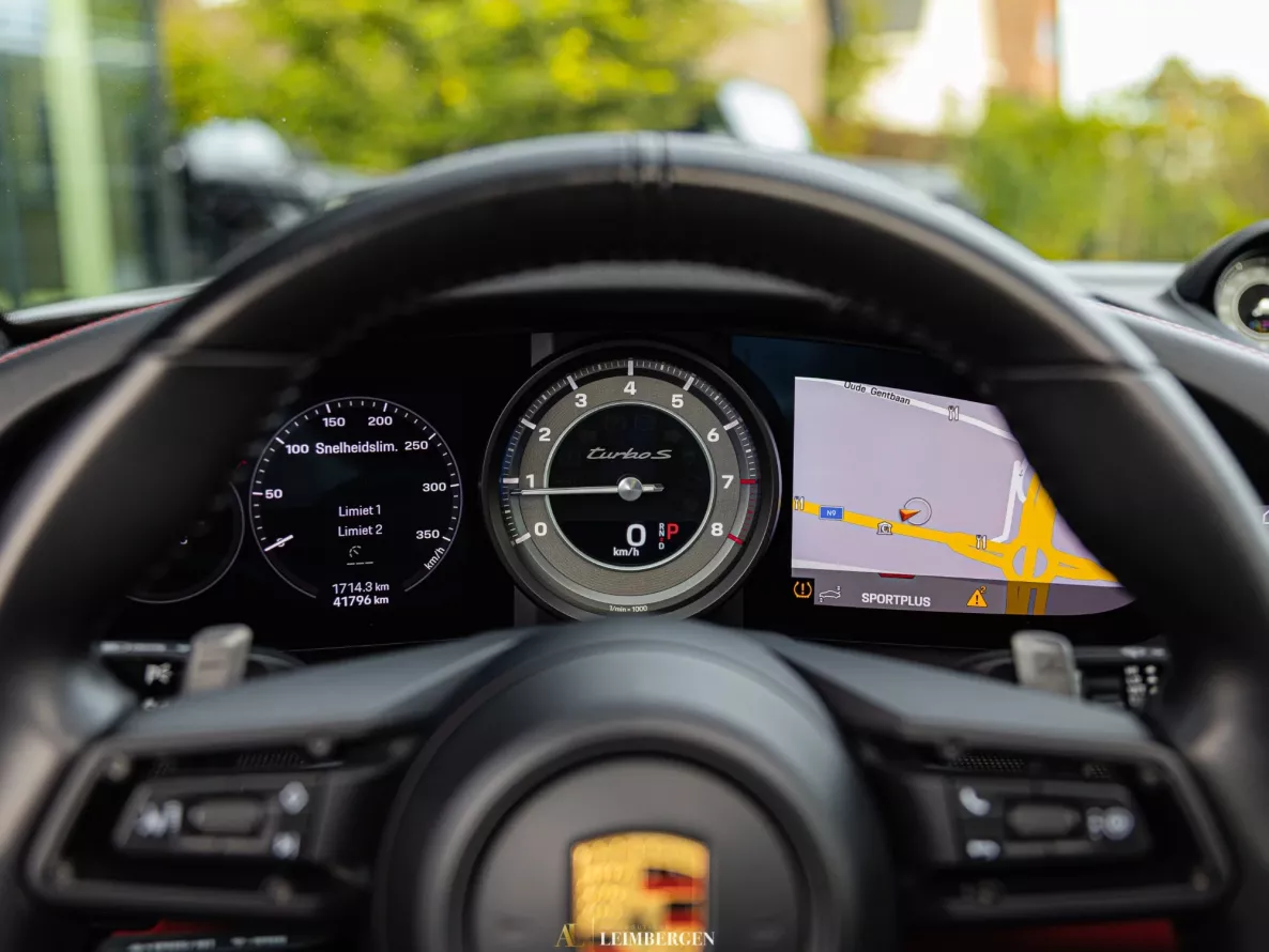 Interieur Porsche 911 Turbo S Type 992
