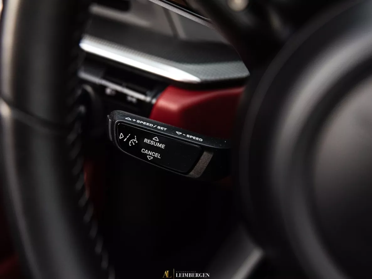 Interieur Porsche 911 Turbo S Type 992