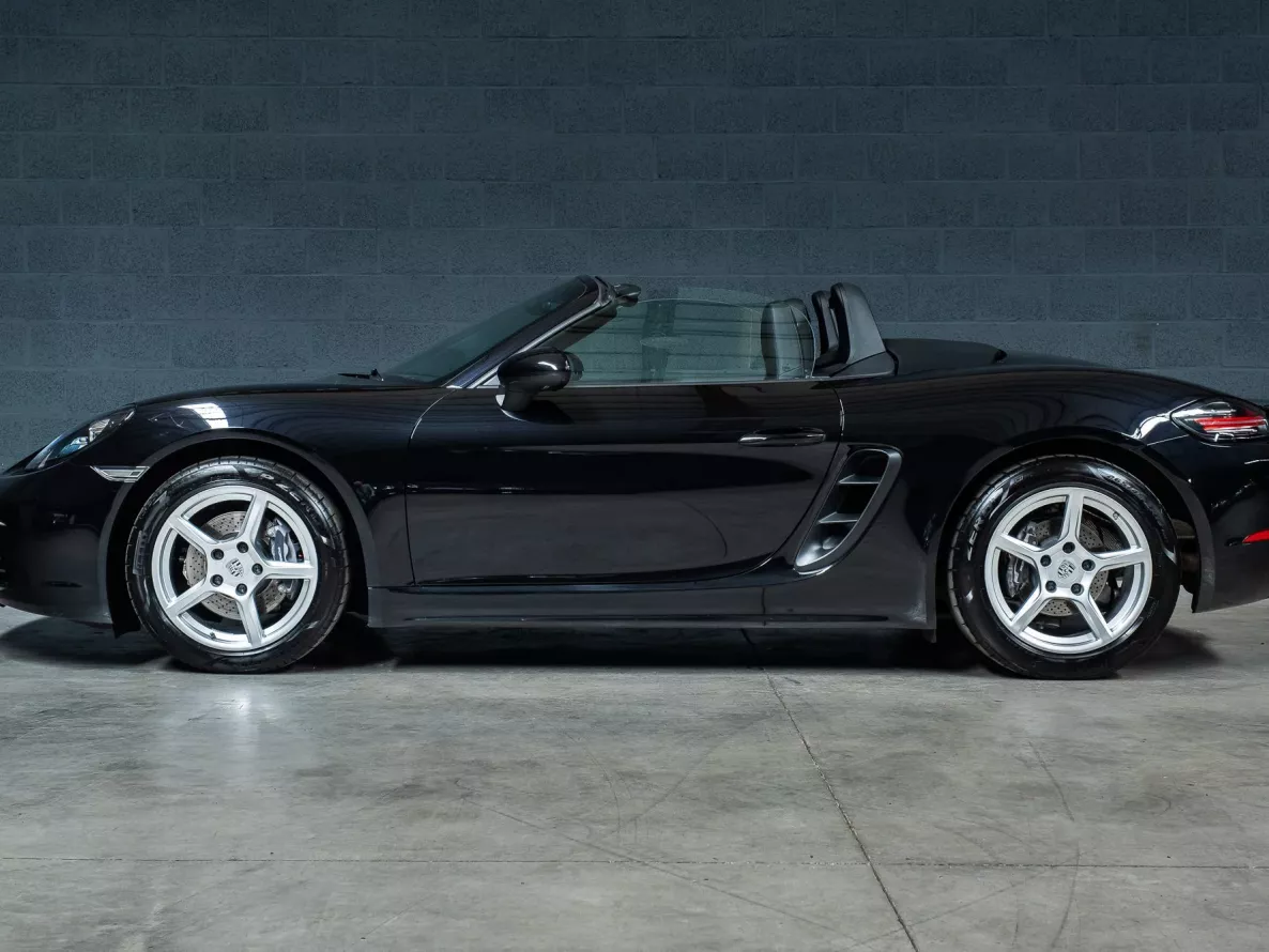 Exterior Porsche Boxster 718