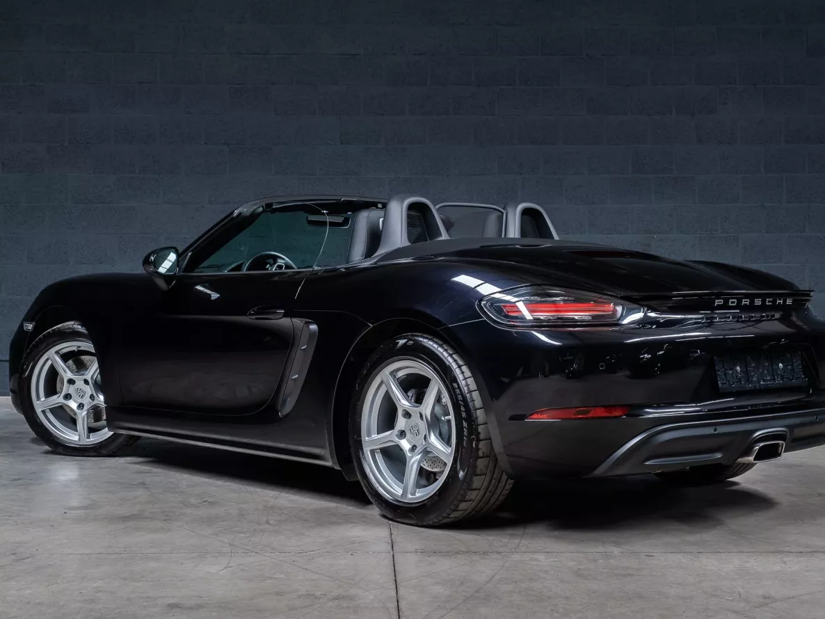 Exterior Porsche Boxster 718