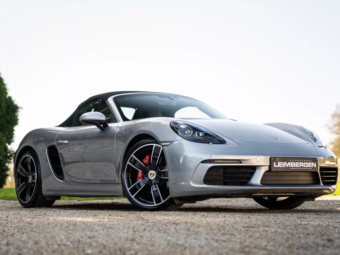 Exterior Porsche Boxster 718 S