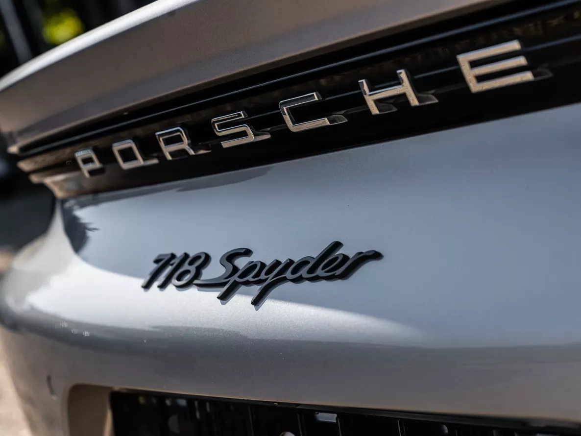 Exterieur Porsche Boxster 718 Spyder