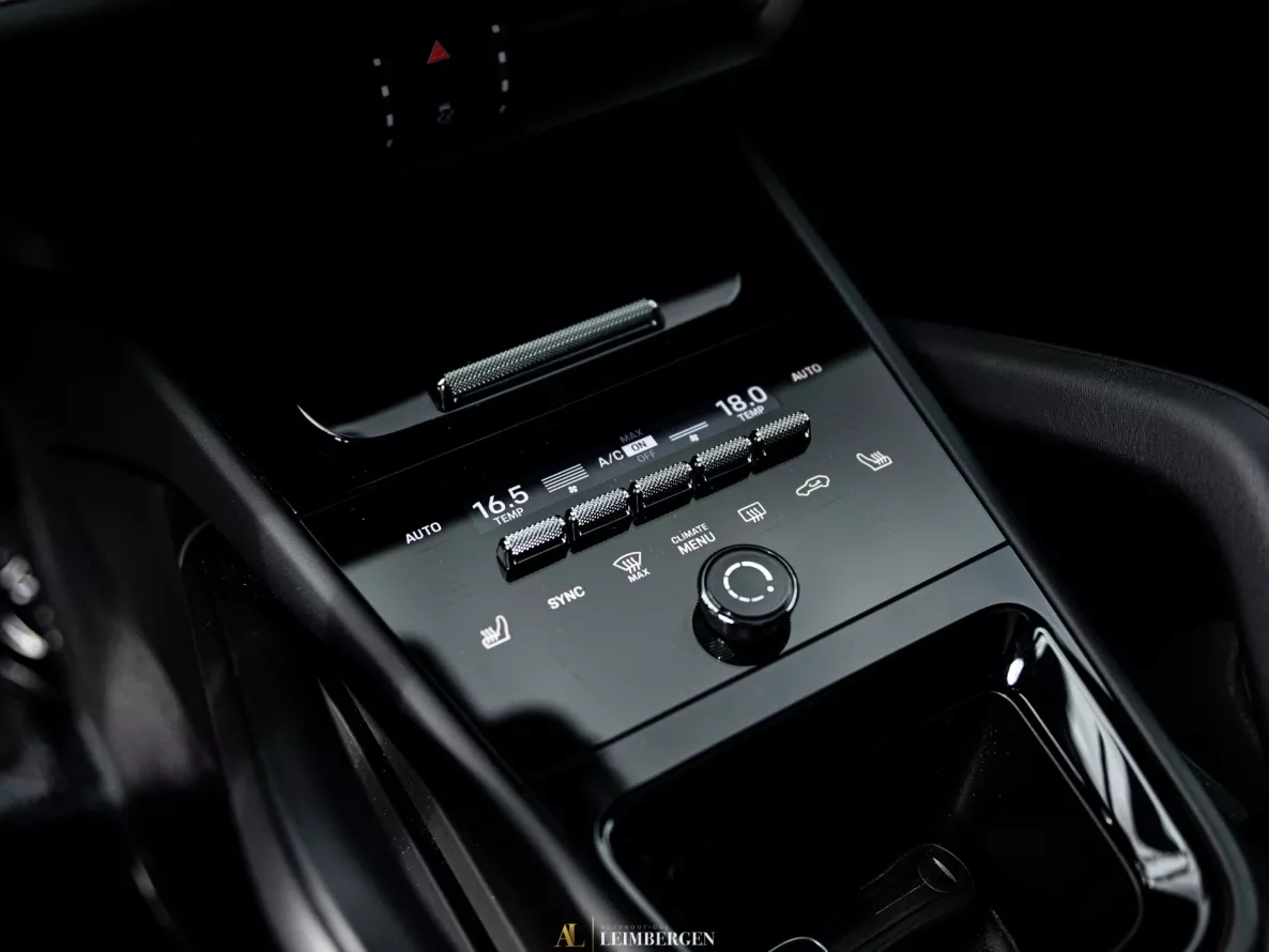 Interior Porsche Cayenne E-Hybrid Coupé