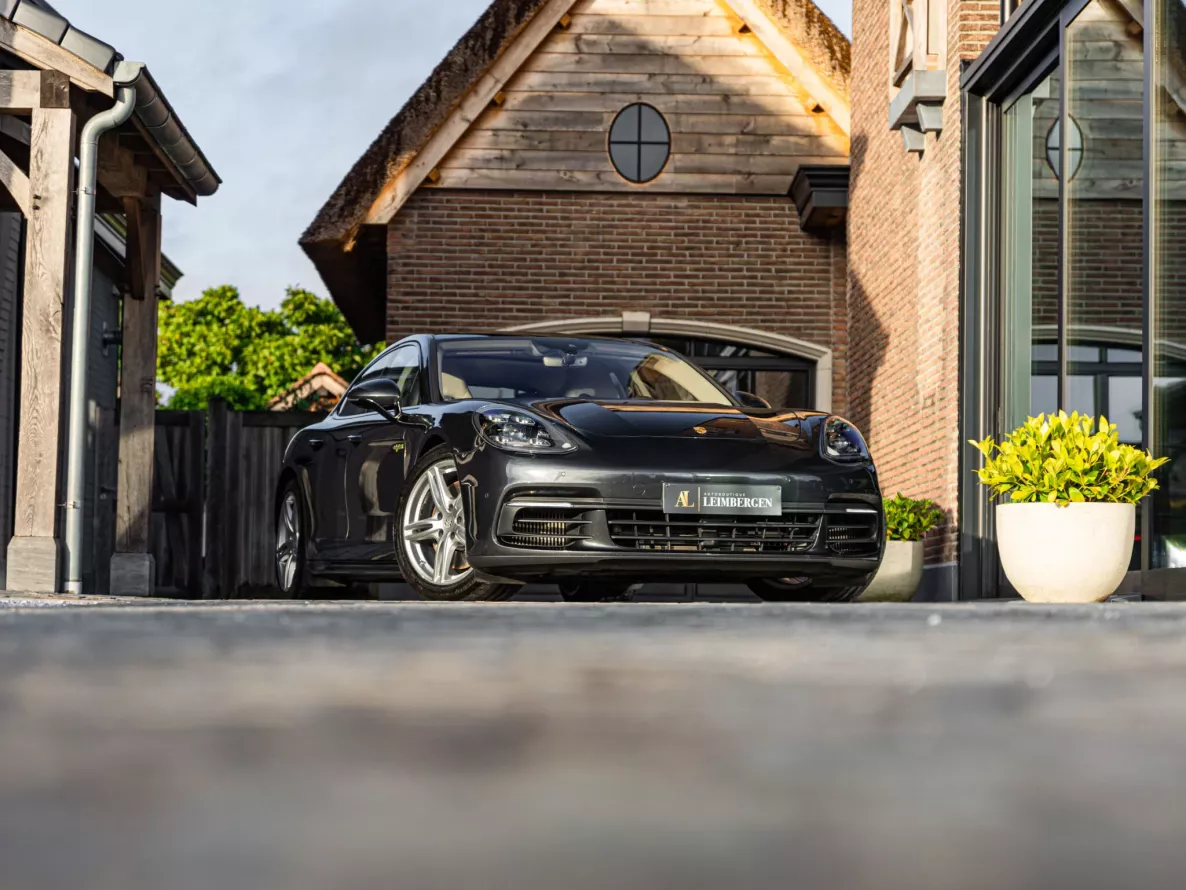Exterieur Porsche Panamera 4 e-Hybrid