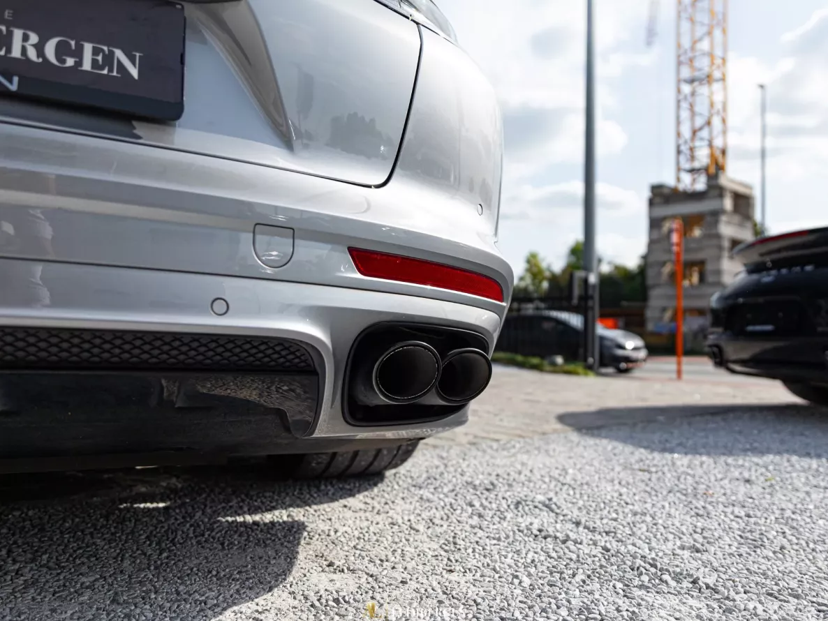 Extérieur Porsche Panamera 4 E-Hybrid Sport Turismo