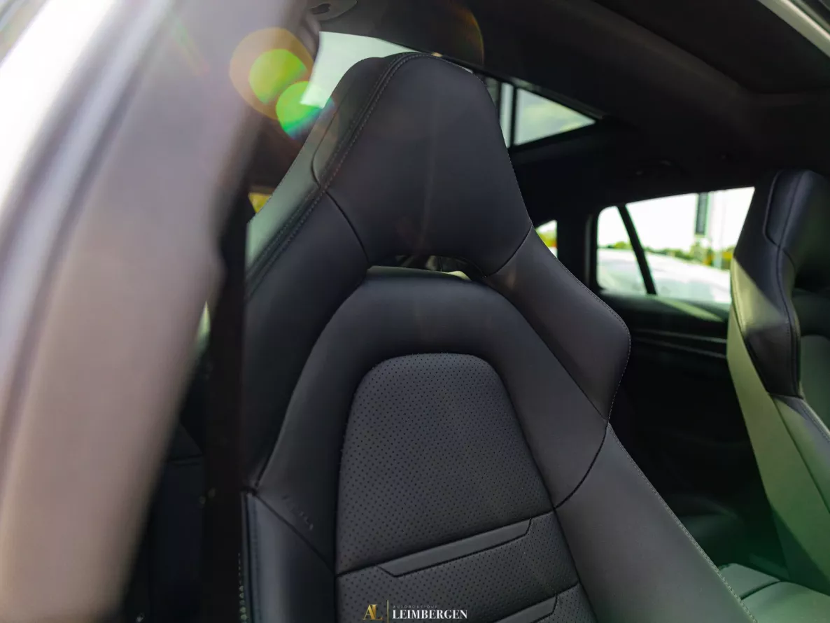 Intérieur Porsche Panamera 4 E-Hybrid Sport Turismo