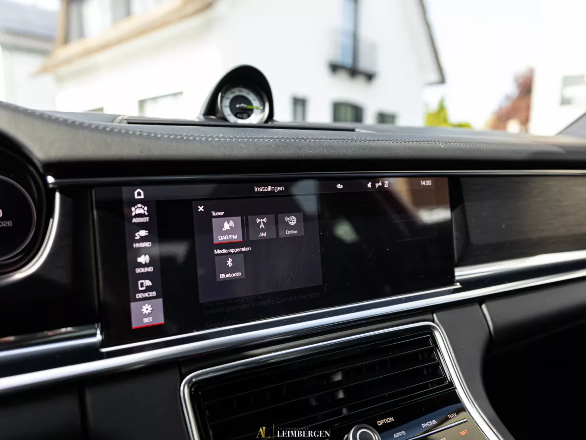 Intérieur Porsche Panamera 4 E-Hybrid Sport Turismo
