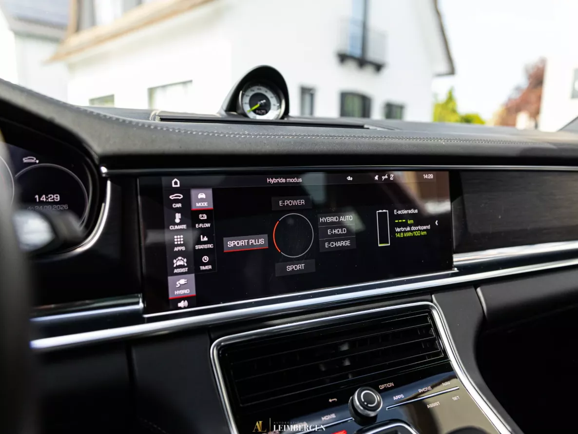 Intérieur Porsche Panamera 4 E-Hybrid Sport Turismo
