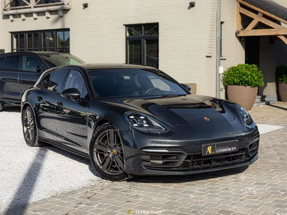 Exterieur Porsche Panamera 4 e-Hybrid Sport Turismo
