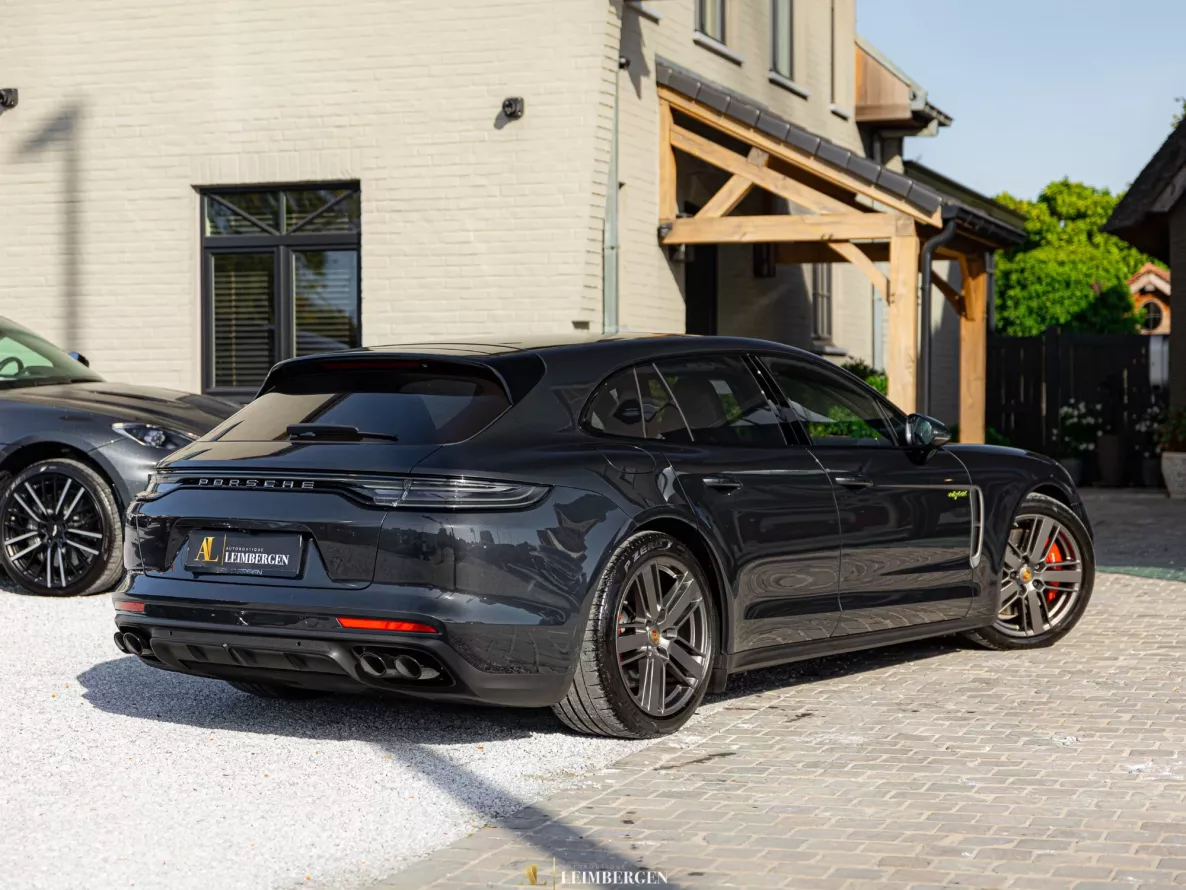 Exterieur Porsche Panamera 4 e-Hybrid Sport Turismo