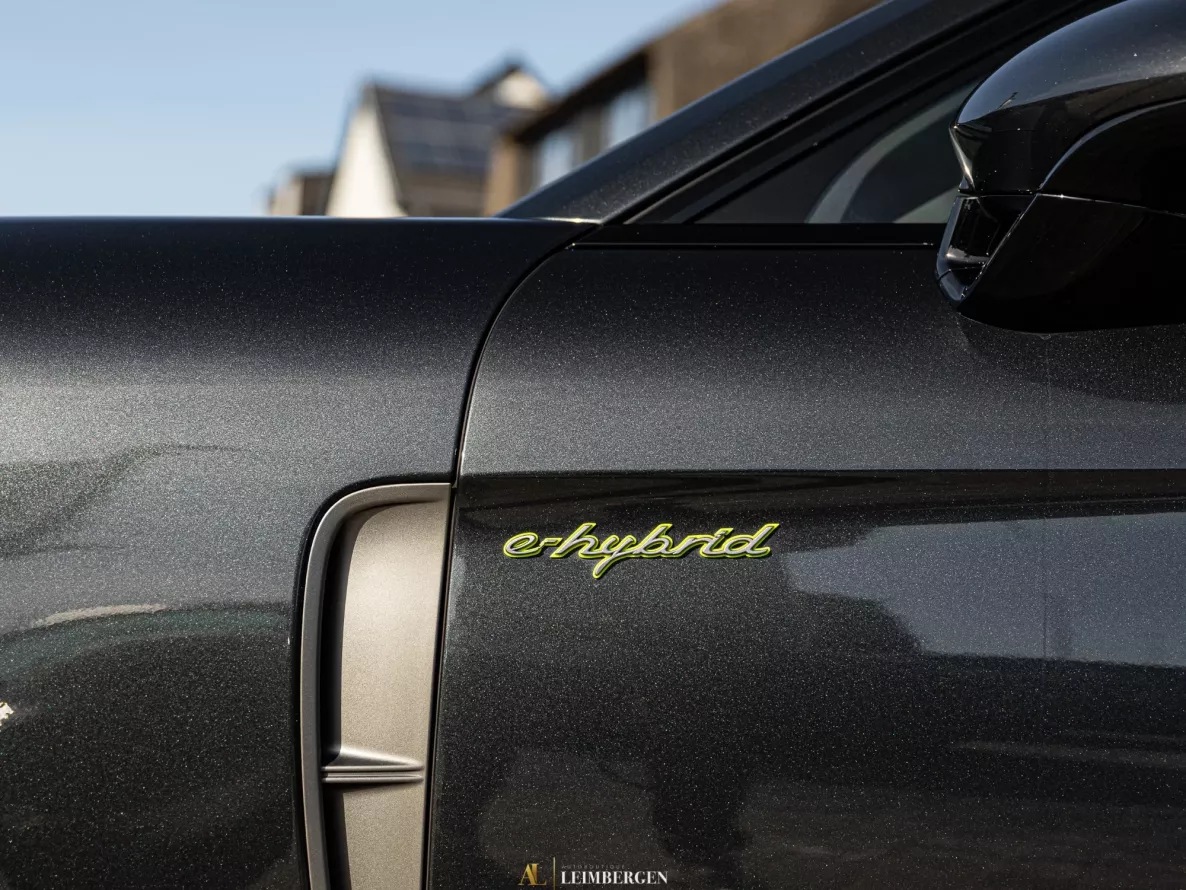 Exterieur Porsche Panamera 4 e-Hybrid Sport Turismo