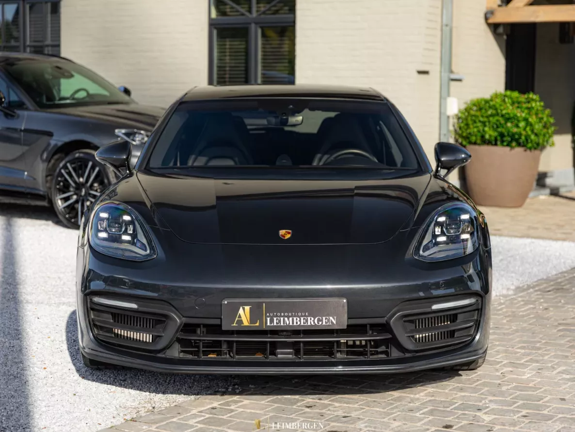 Exterieur Porsche Panamera 4 e-Hybrid Sport Turismo