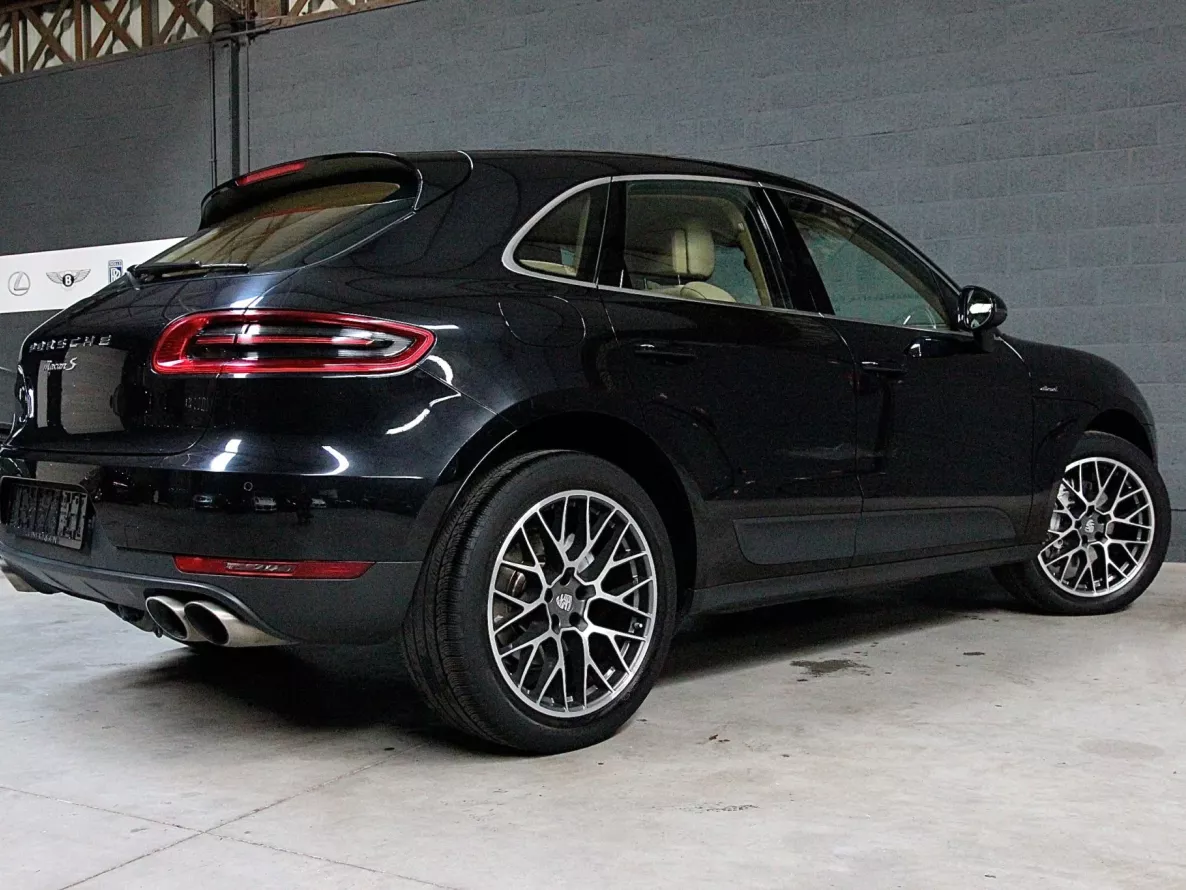 Exterior Porsche Porsche Macan 3 0 V6 Bi Turbo Pdk 20 Rs Spyder Design Alu Velgen Luchtvering