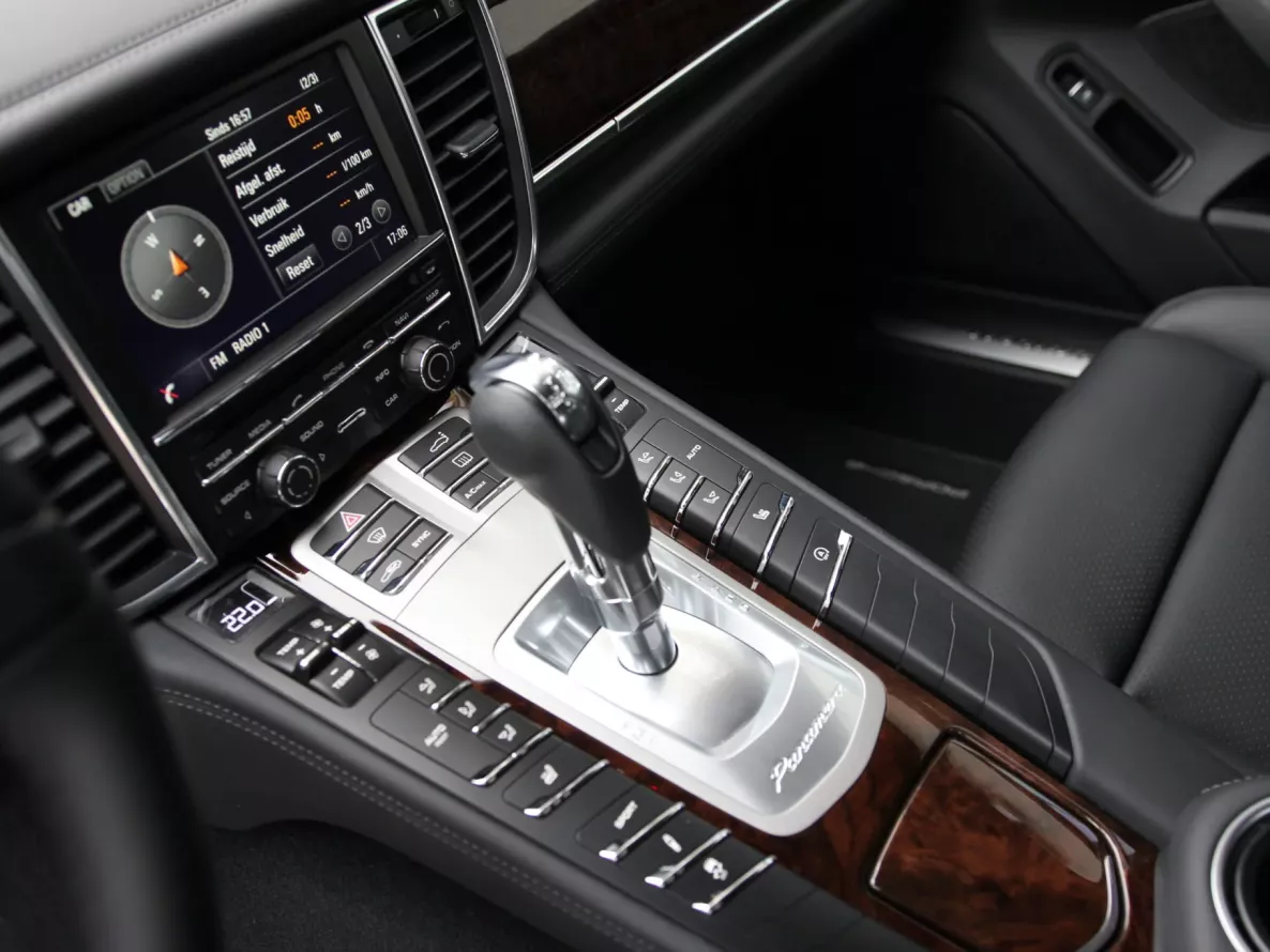 Exterior Porsche Porsche Panamera Diesel 3 0 V6 300 Pk 1 Ste Eigenaar Slechts 39 80 Km