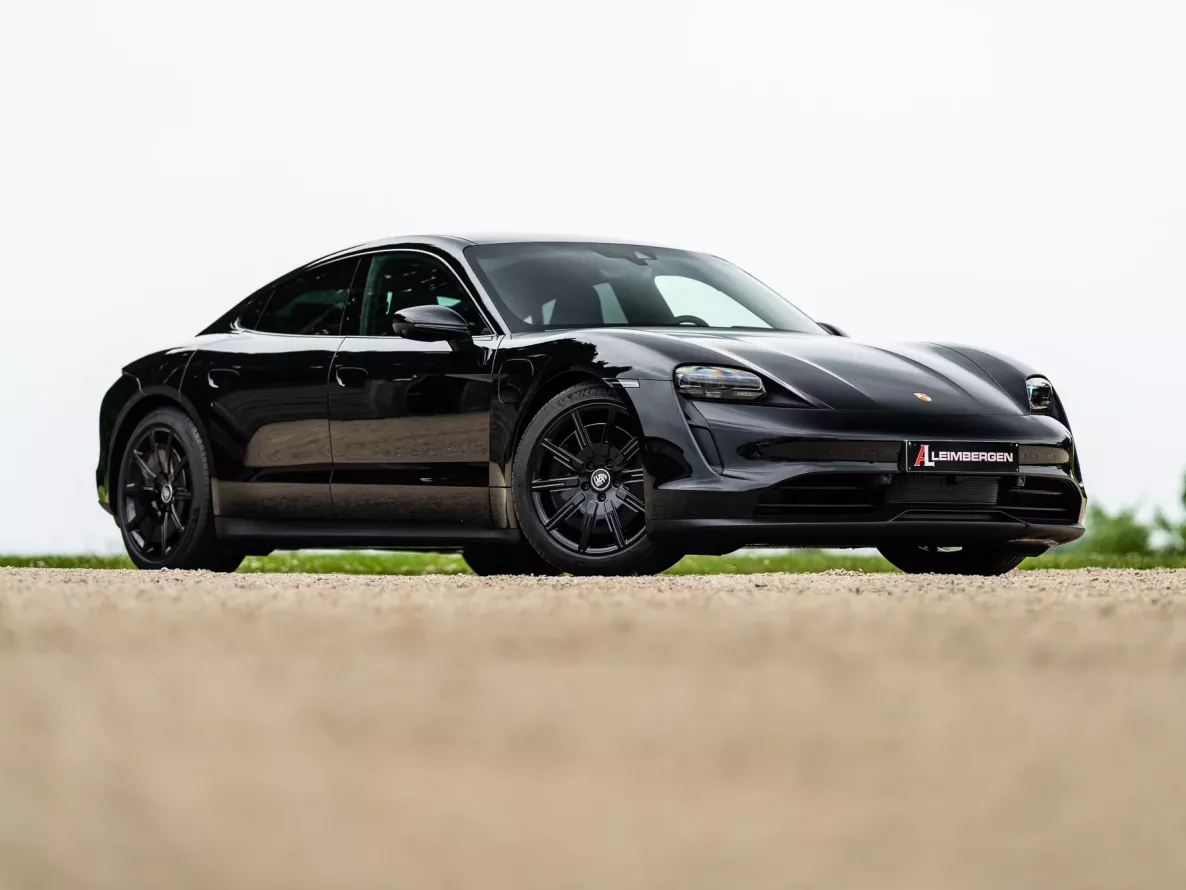 Exterior Porsche Taycan 4S